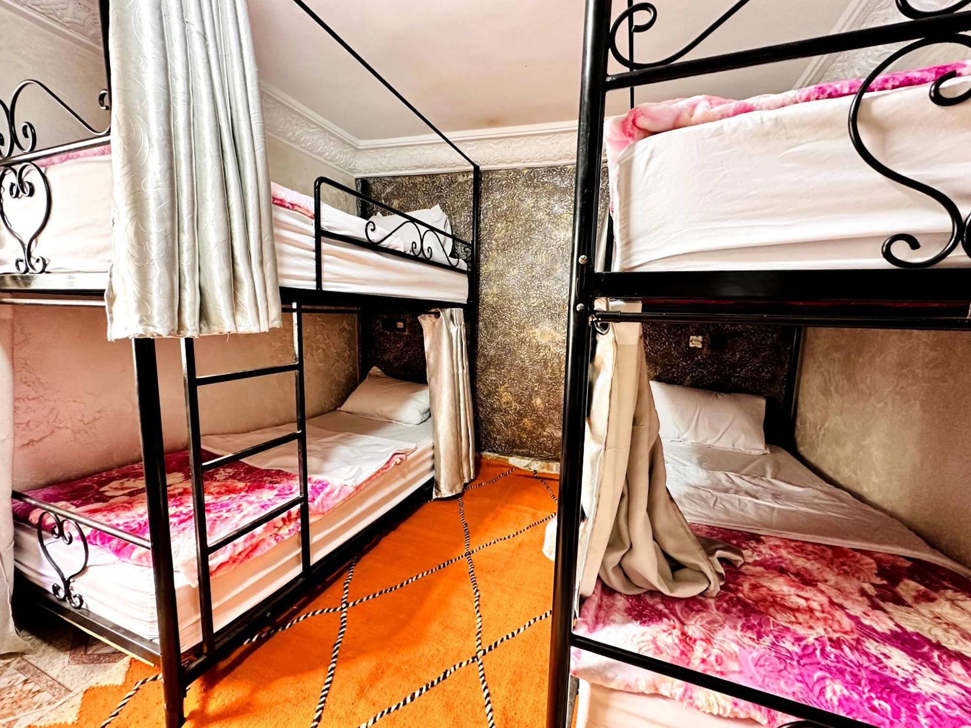 Atlas Hostel タガズー エクステリア 写真