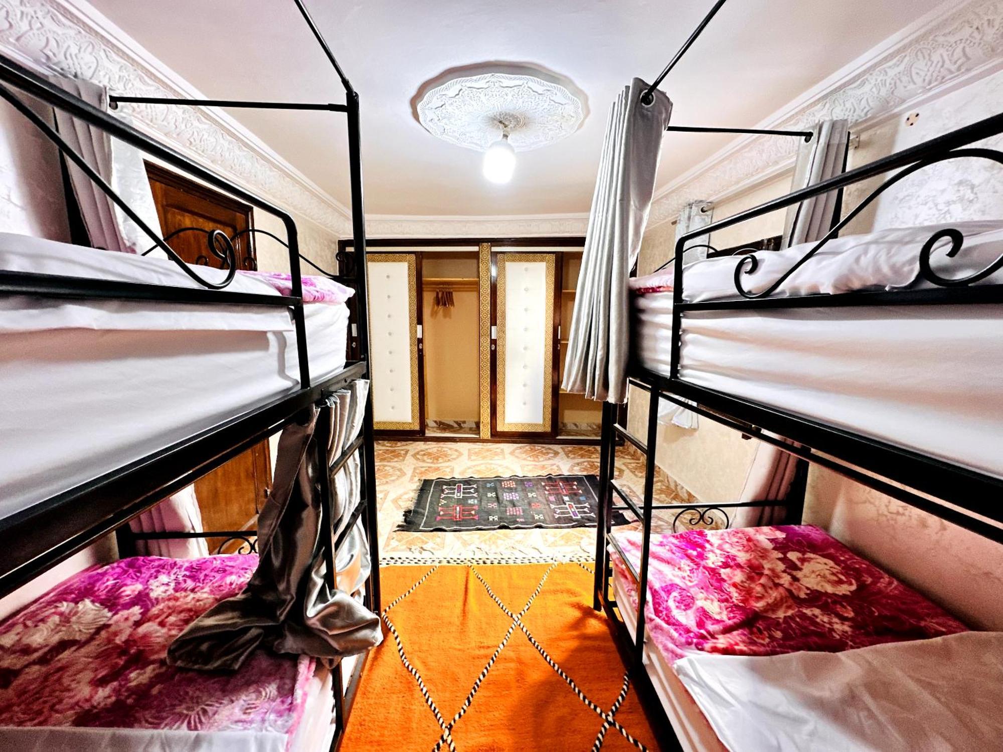 Atlas Hostel タガズー エクステリア 写真