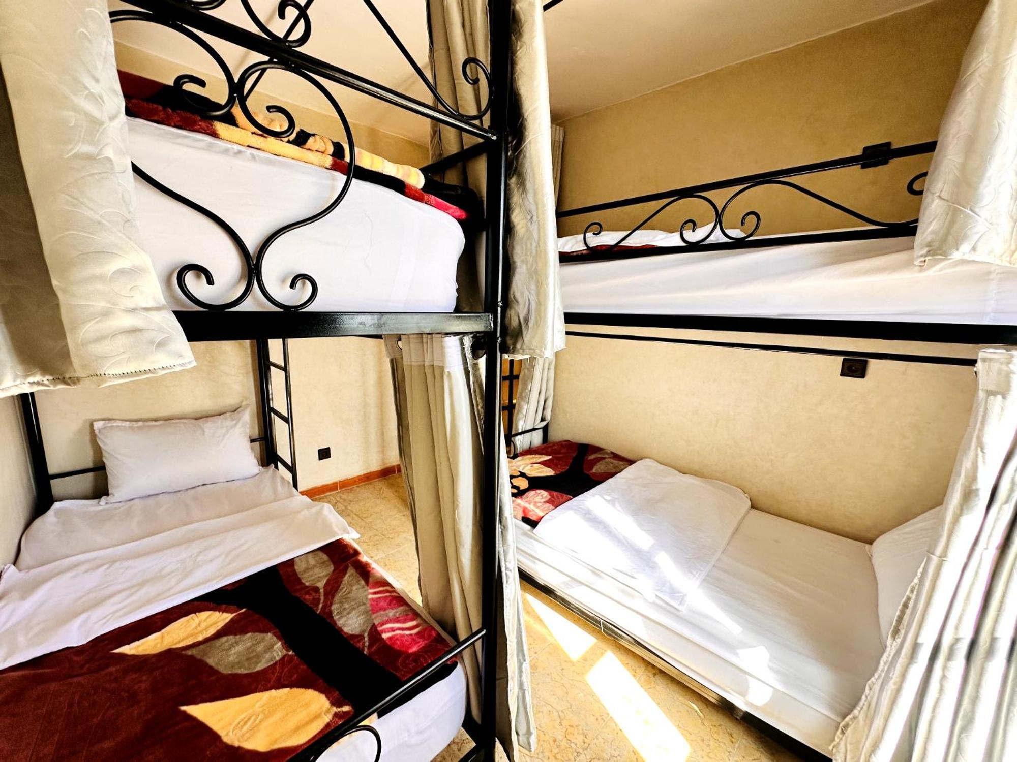 Atlas Hostel タガズー エクステリア 写真